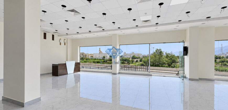 Commercial Showroom for Rent – Al Ghubrah