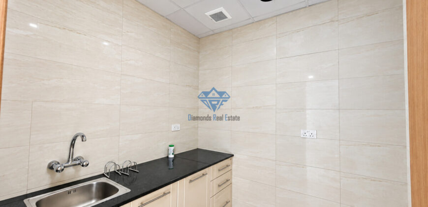 Commercial Showroom for Rent – Al Ghubrah
